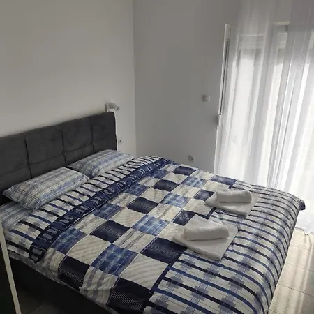 Apartman Apartman Vico 3 *
